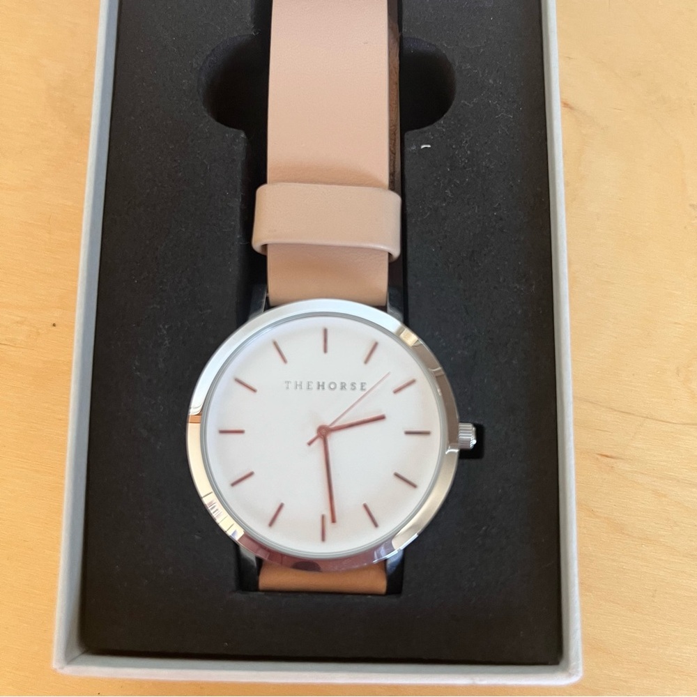 The Horse The Original Watch in Rose Gold With Extra Band